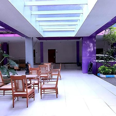 فندق توين ستار Solo المظهر الخارجي الصورة
